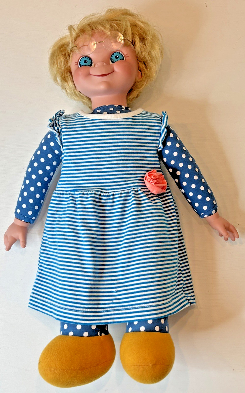 Vintage 1967 Mattel Mrs Beasley Doll Family Affair Polka Dot Blue Dress Glasses